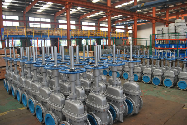 我廠(chǎng)為寧夏中石化分公司供應(yīng)的平板閘閥 圖2