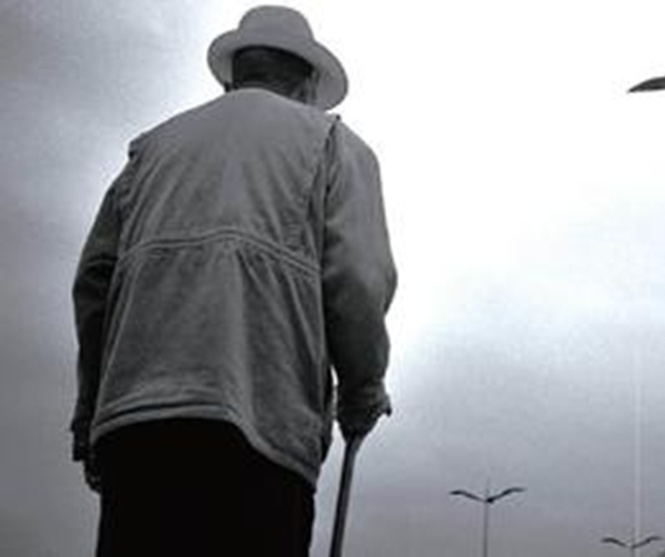 經常回家看望空巢的父母